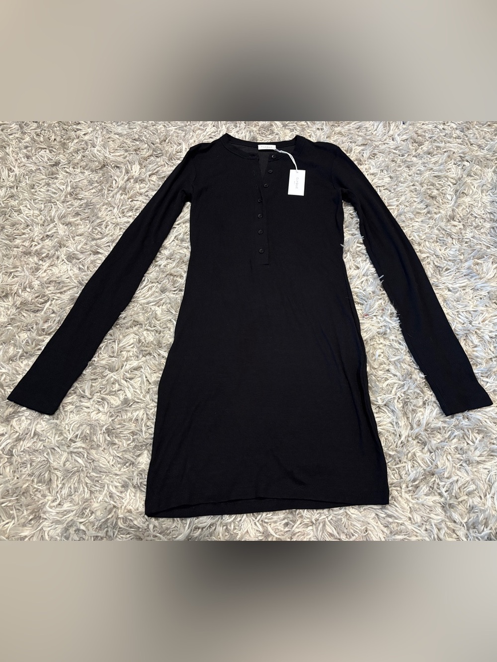 Clyque "Annie" Henley Ribbed Long
Sleeve Mini Dress Size M NWT